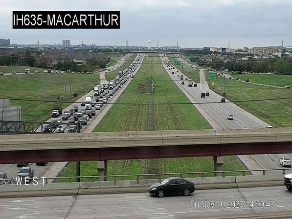 stories/635-macarthur-crash-111023.jpg