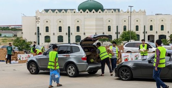 stories/food-distribution-irving2024.jpg