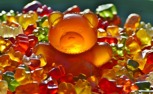 stories/giant-gummy-bear-1089612_640.jpg