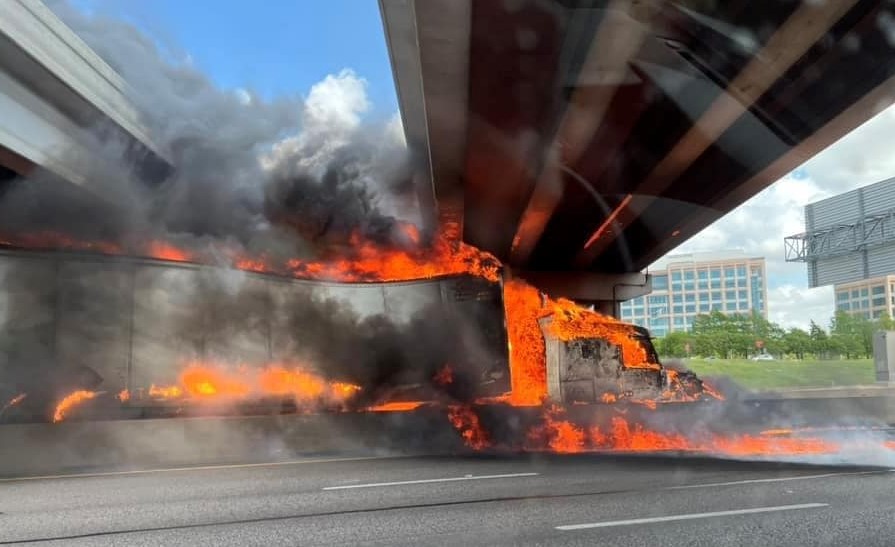 stories/irving_fire_tractor_trailer.jpg
