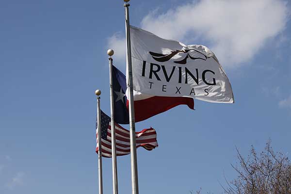 stories/irving_flags.jpg