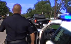 stories/irving_police_making_stop.jpg