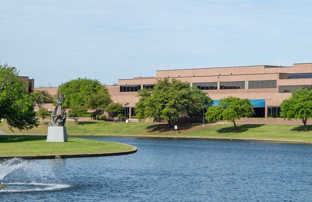 stories/north-lake-campus-irving.jpg
