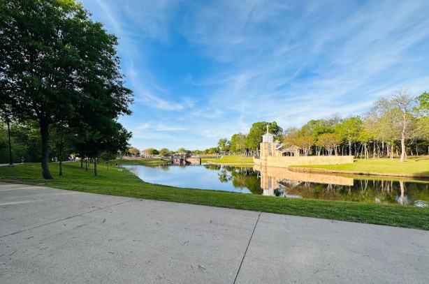 stories/park-at-irving.jpg