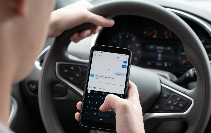 stories/text-driving.jpg