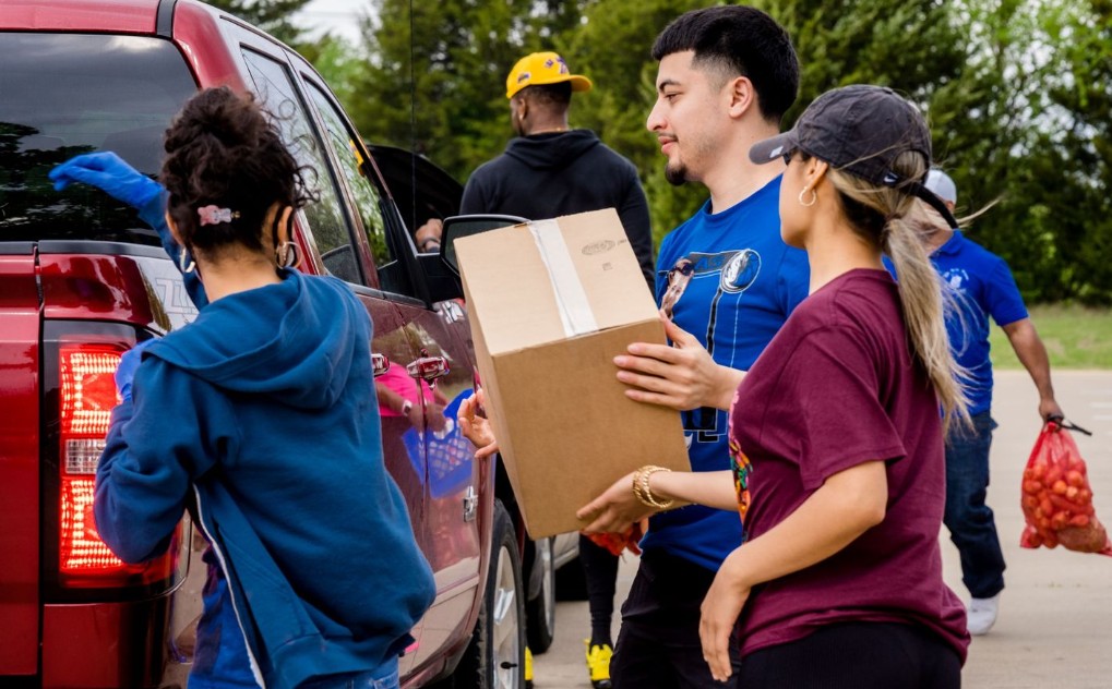 stories/unt-dallas-food-drive_1784137270.jpg