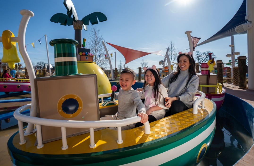 PEPPA PIG Theme Park DFW Offers Rainy Day Promise and New Summer Fun