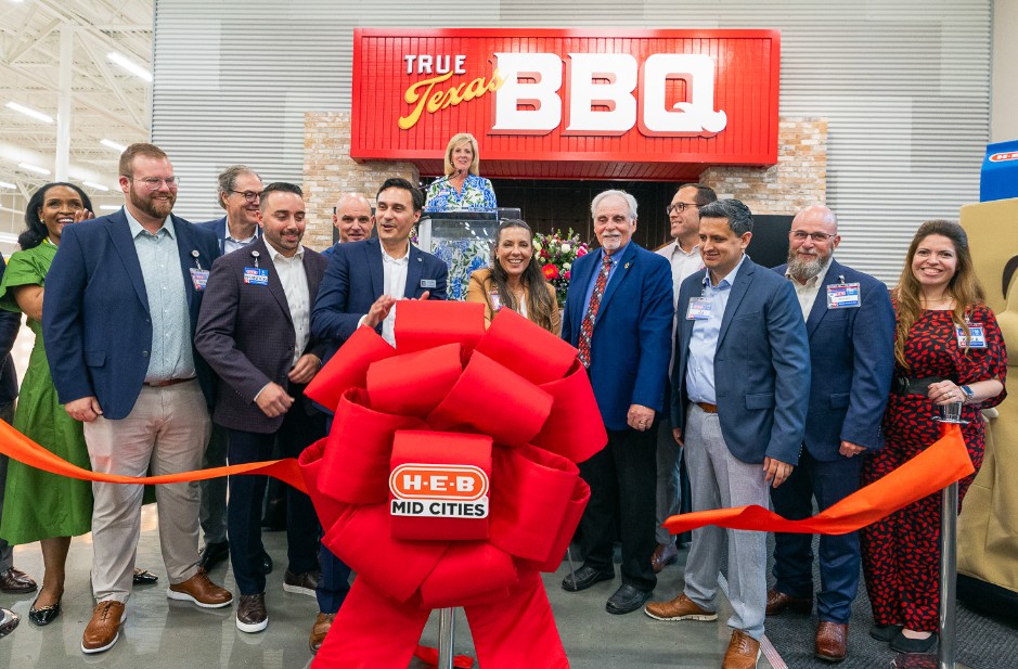 H-E-B Celebrates Opening of Mid-Cities Store Serving Hurst, Euless and Bedford