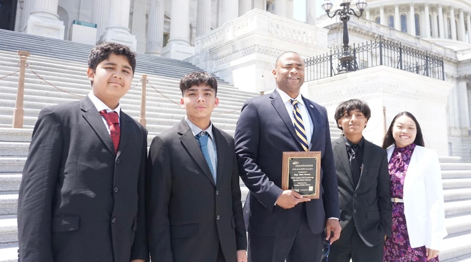 Houston Middle School Students Earn Second Place in Capitol Hill Challenge