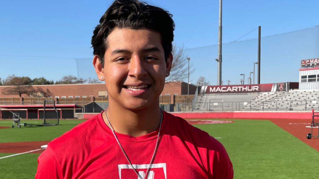 Macarthur Baseball Player Sets Example On The Field