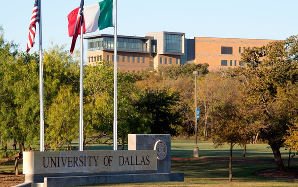 University of Dallas Announces Annual Crusader Scholarship Competition for High School Seniors