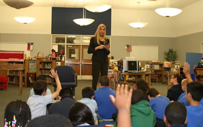 Hanes Fourth Graders Meet the Mayor 